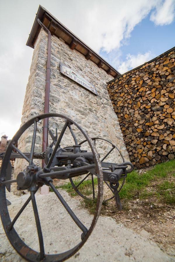 Вілла La Fattoria Dei Sibillini Монтемонако Екстер'єр фото